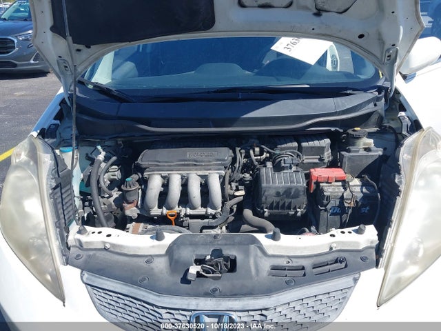 2010 HONDA FIT SPORT VIN: JHMGE8H46AC024999