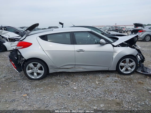 Hyundai Veloster Base W/black 2014 KMHTC6AD5EU216107 Image 13