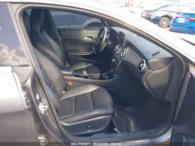 WDDSJ4EB2FN185631 Mercedes-Benz Cla-class Cla 250