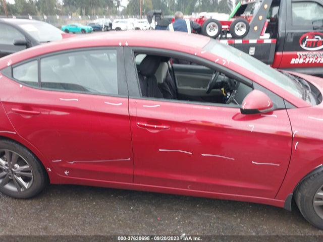 Hyundai ELANTRA SEL 2018 5NPD84LF3JH260429 Image 13