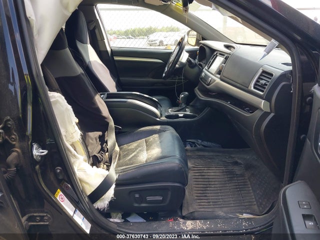 Toyota Highlander Xle/se 2017 5TDJZRFH8HS379690 Image 5