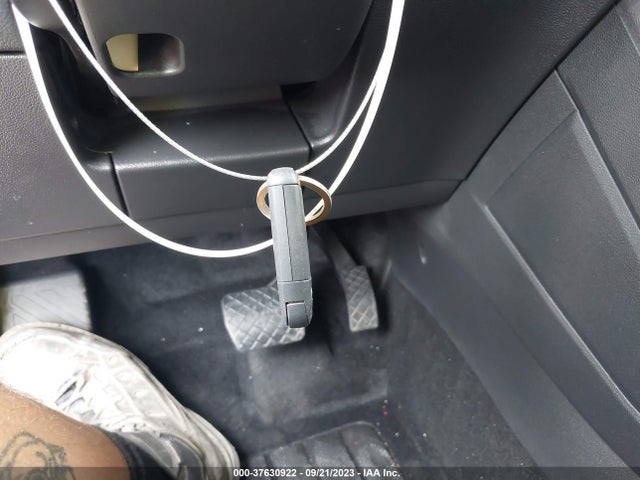 3VVLX7B28NM070268 Volkswagen TAOS SE