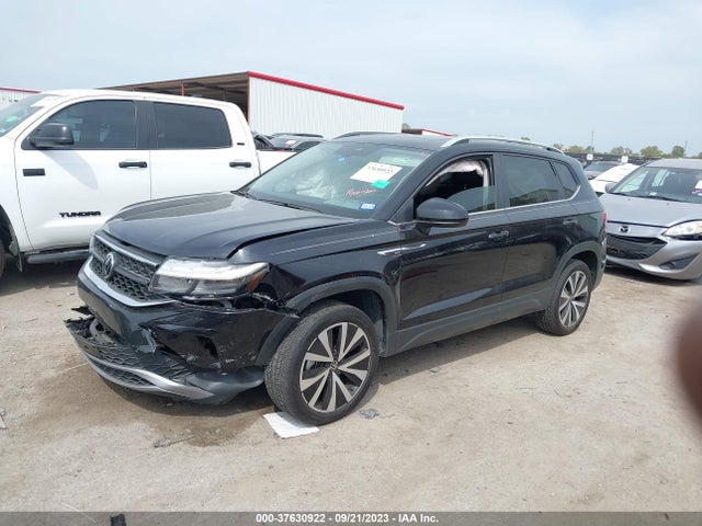 3VVLX7B28NM070268 Volkswagen TAOS SE