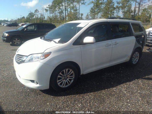 Toyota Sienna Xle Auto Access 2017 5TDYZ3DC9HS770432 Image 2