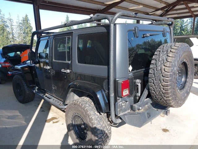 2018 JEEP WRANGLER JK UNLIMITED SPORT S VIN: 1C4HJWDG7JL916104
