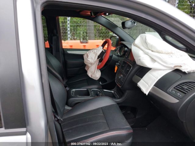 2C4RDGEG5HR749243 Dodge Grand Caravan Gt