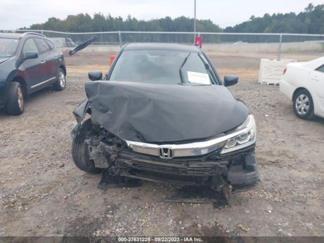 1HGCR2F33HA166682 Honda Accord Sedan Lx