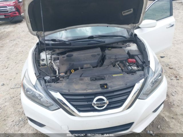1N4AL3AP0HC214995 Nissan Altima 2.5 Sr