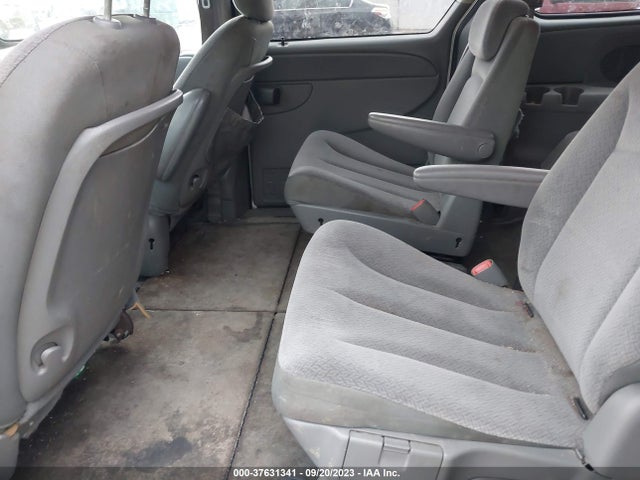 2005 CHRYSLER TOWN & COUNTRY LX VIN: 2C4GP44R55R589991