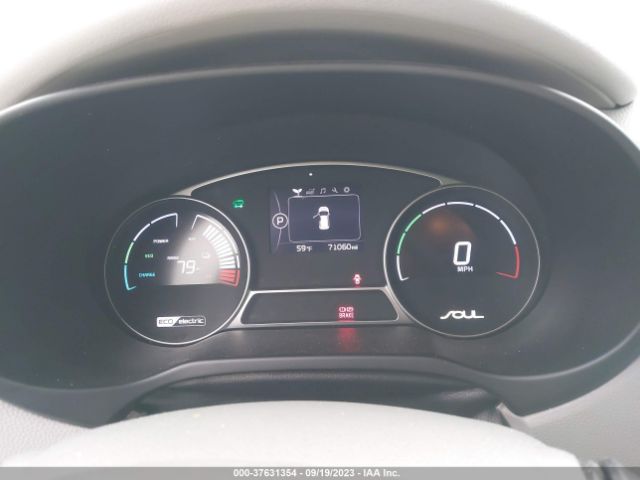 KNDJX3AE2G7005228 KIA Soul Ev +