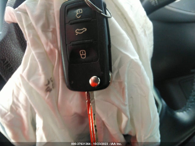 WVGAV3AX5EW101361 Volkswagen Tiguan R-line