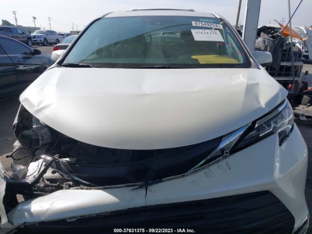 5TDYRKEC6MS054610 Toyota SIENNA XLE