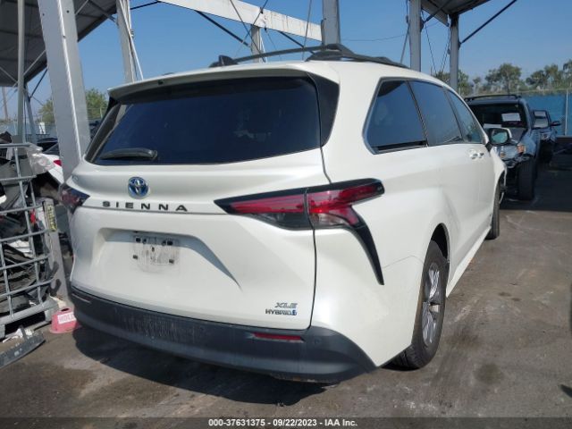 5TDYRKEC6MS054610 Toyota SIENNA XLE
