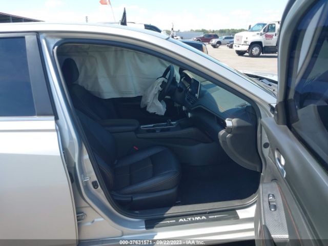 1N4BL4CV4MN364967 Nissan Altima 2.5 Sr