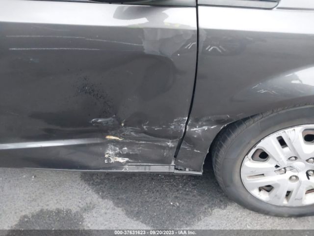 2C4RDGBG2JR276539 Dodge Grand Caravan Se