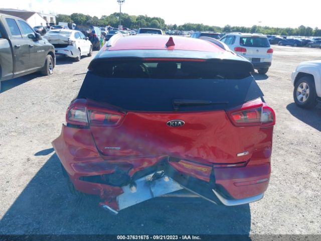 KNDCB3LC4K5242598 KIA NIRO LX