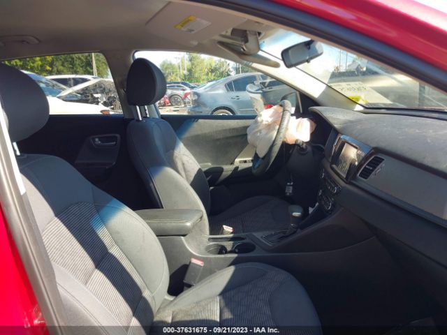KNDCB3LC4K5242598 KIA NIRO LX