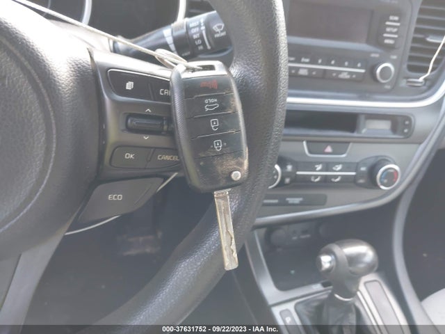 KIA Optima Lx 2015 KNAGM4A74F5562661 Image 11