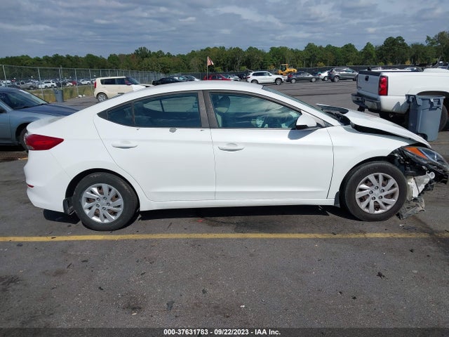 Hyundai ELANTRA SE 2017 5NPD74LF7HH110269 Image 13
