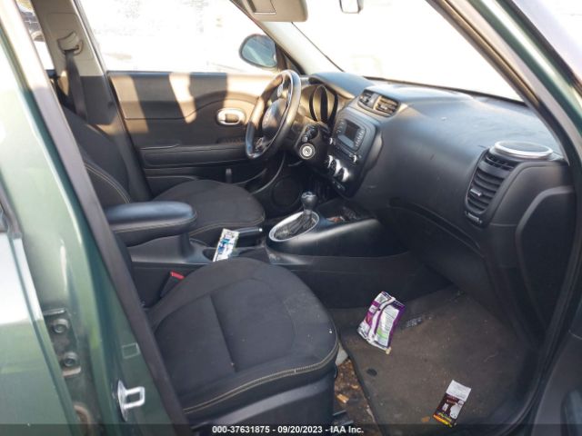 KNDJP3A56E7021820 KIA SOUL +