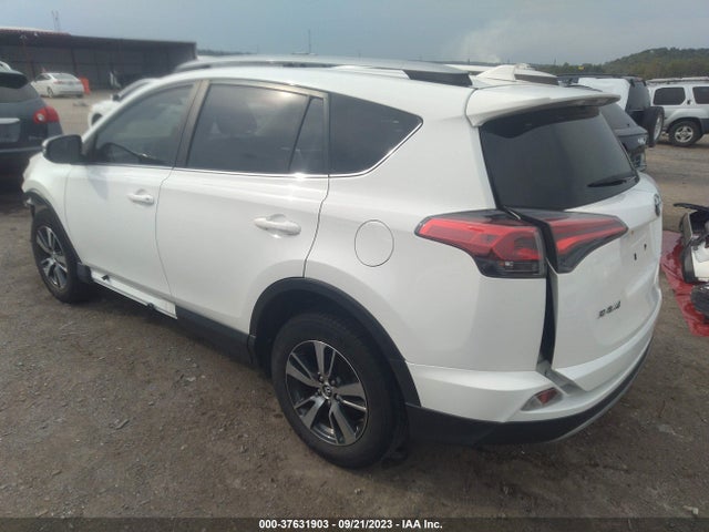 Toyota Rav4 Xle/adventure 2018 JTMWFREV7JJ724703 Image 3