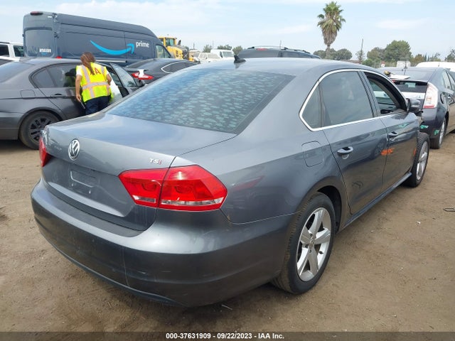 1VWAT7A39FC122356 Volkswagen Passat 1.8t Limited Edition