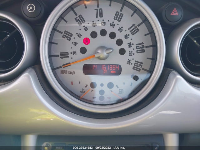 2005 MINI COOPER HARDTOP WMWRC33455TJ64135 Photo 6