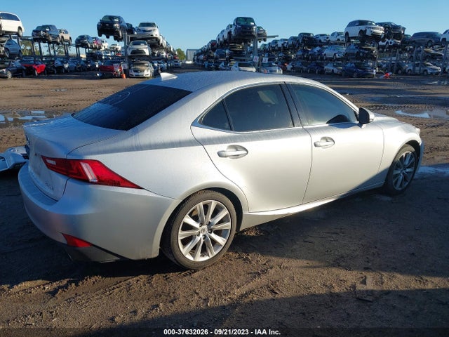 JTHBA1D29G5010349 Lexus IS 200T