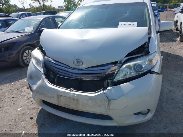 2017 TOYOTA SIENNA XLE AUTO ACCESS VIN: 5TDYZ3DC6HS792016