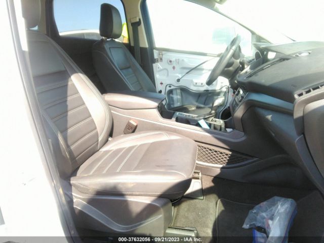 1FMCU0HD1KUB04710 Ford ESCAPE SEL