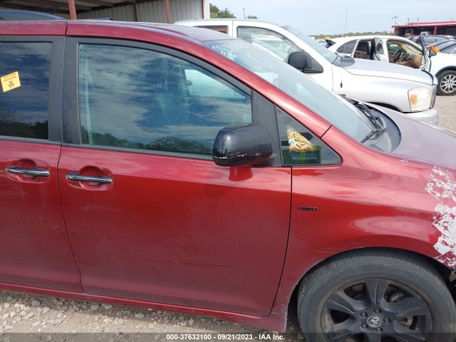 Toyota SIENNA SE 2020 5TDEZ3DC2LS230951 Image 6