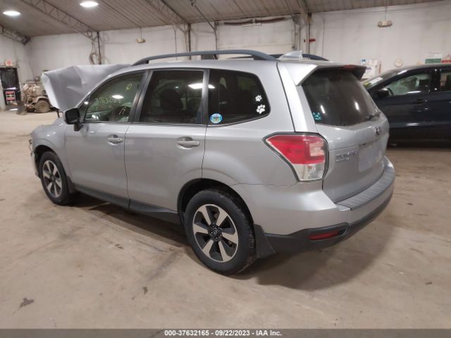 JF2SJAEC3HH536048 Subaru Forester Premium