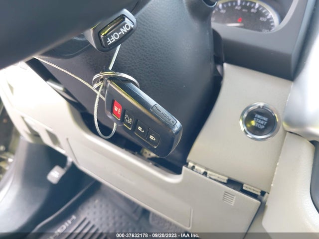 Toyota Highlander Xle 2015 5TDKKRFH0FS069135 Image 3