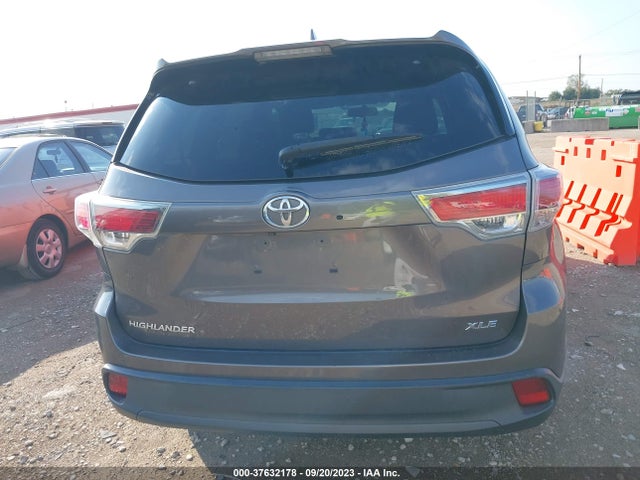 Toyota Highlander Xle 2015 5TDKKRFH0FS069135 Image 8