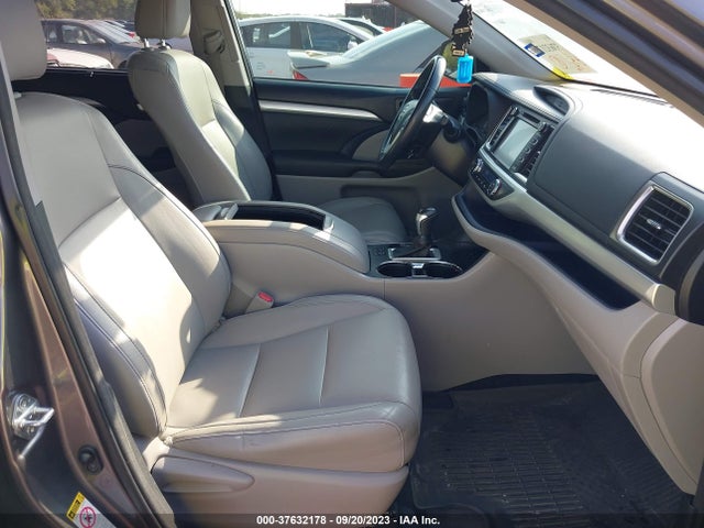 Toyota Highlander Xle 2015 5TDKKRFH0FS069135 Image 11