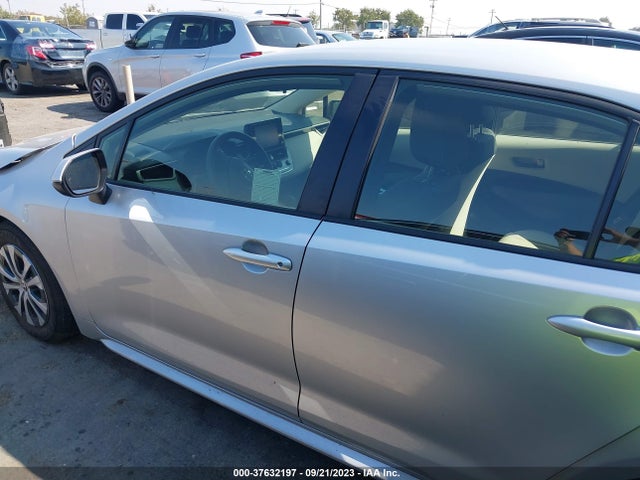 Toyota Corolla Hybrid Le 2022 JTDEAMDE6N3010392 Image 14