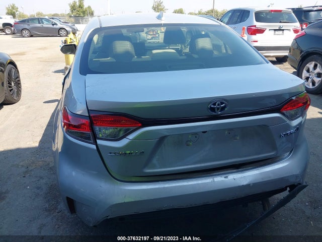 Toyota Corolla Hybrid Le 2022 JTDEAMDE6N3010392 Image 16
