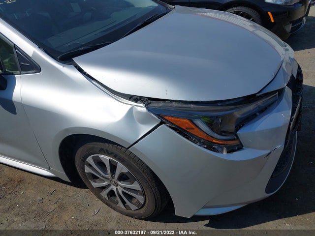 Toyota Corolla Hybrid Le 2022 JTDEAMDE6N3010392 Image 6