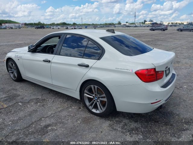 WBA3A5C56EJ463886 BMW 3 Series 328i