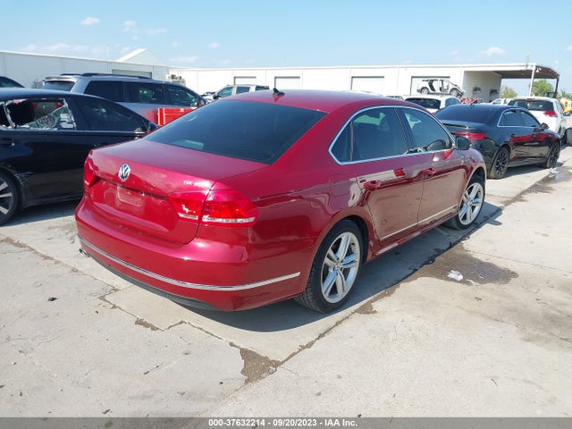 1VWCV7A32FC103179 Volkswagen Passat 2.0l Tdi Sel Premium