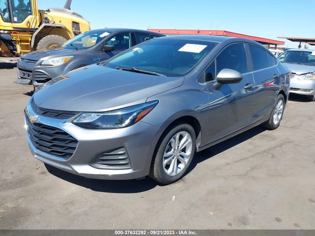 Chevrolet CRUZE LT 2019 1G1BE5SM0K7113411 Image 2