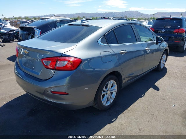 Chevrolet CRUZE LT 2019 1G1BE5SM0K7113411 Image 4