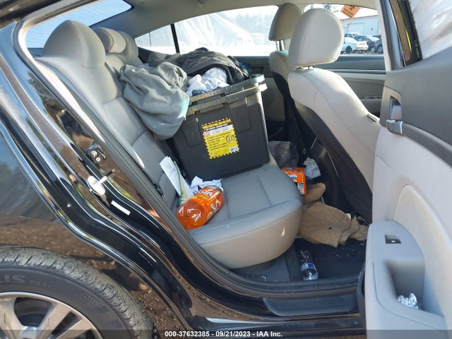 Hyundai ELANTRA SEL 2018 KMHD84LF1JU503107 Image 8