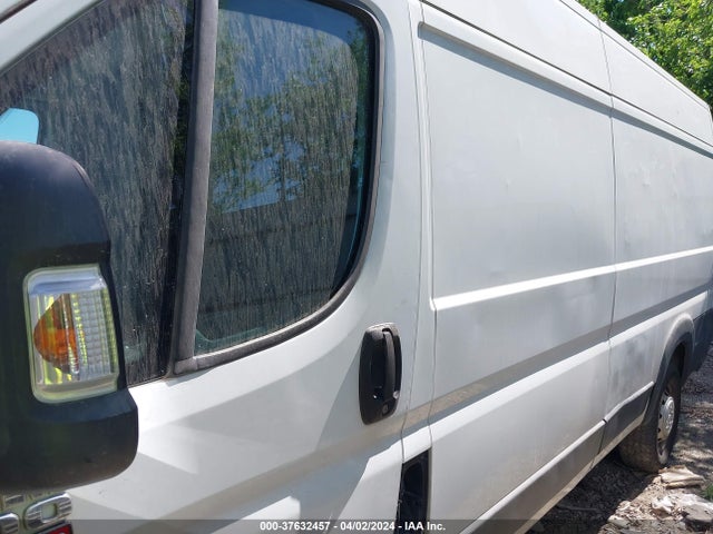 RAM Promaster 3500 High Roof 2015 3C6URVJG7FE506755 Image 14