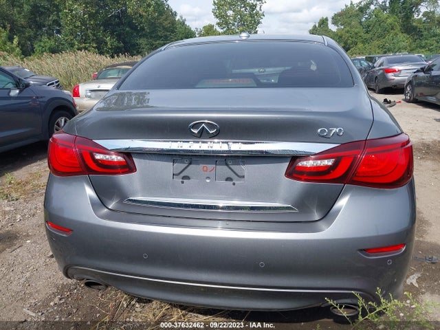 2018 INFINITI Q70 3.7 LUXE VIN: JN1BY1AP9JM180353