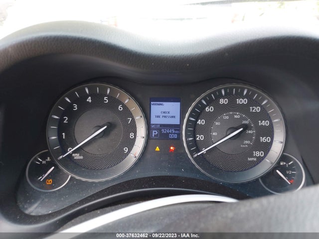 2018 INFINITI Q70 3.7 LUXE VIN: JN1BY1AP9JM180353