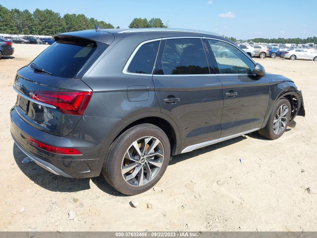 WA1BAAFY8M2088146 Audi Q5 Premium Plus