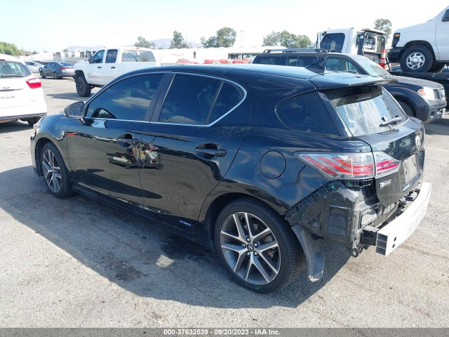 Lexus CT 200H 2016 JTHKD5BH6G2263491 Image 3