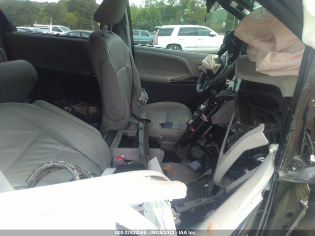 Toyota Sienna Xle Auto Access 2020 5TDYZ3DCXLS052168 Image 5