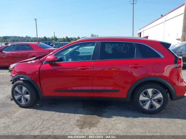 KNDCB3LC9K5319644 KIA NIRO LX